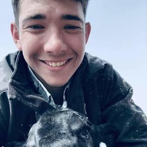 Meet your Posher, Justin